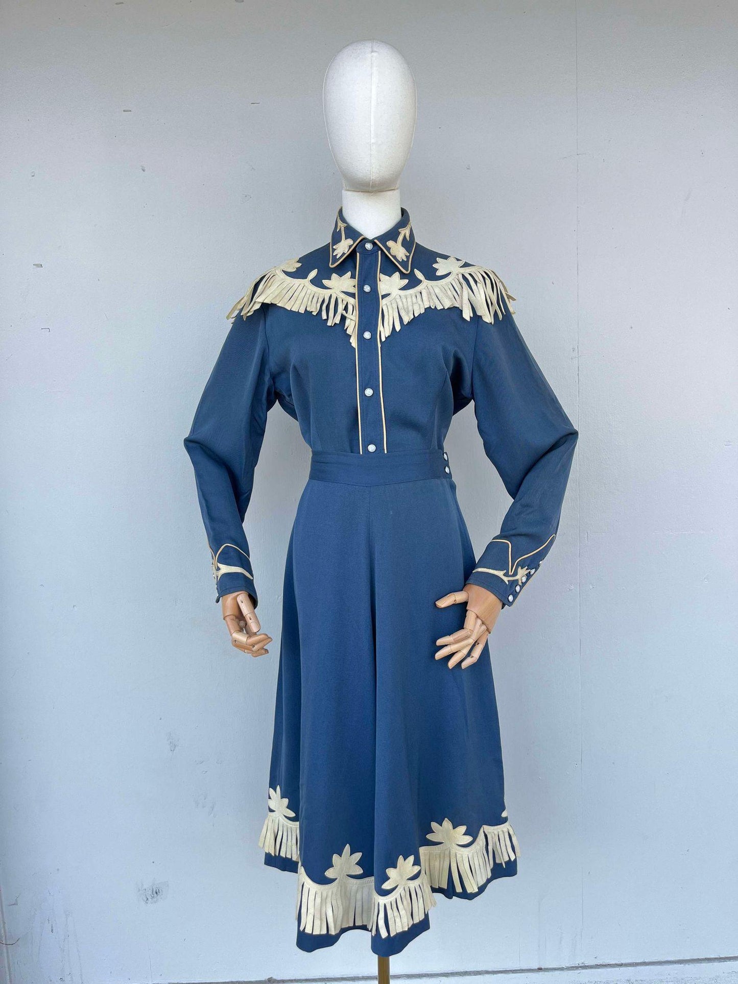 Rare Find 1940s Blue & White Fringe Gab Western Suit- M