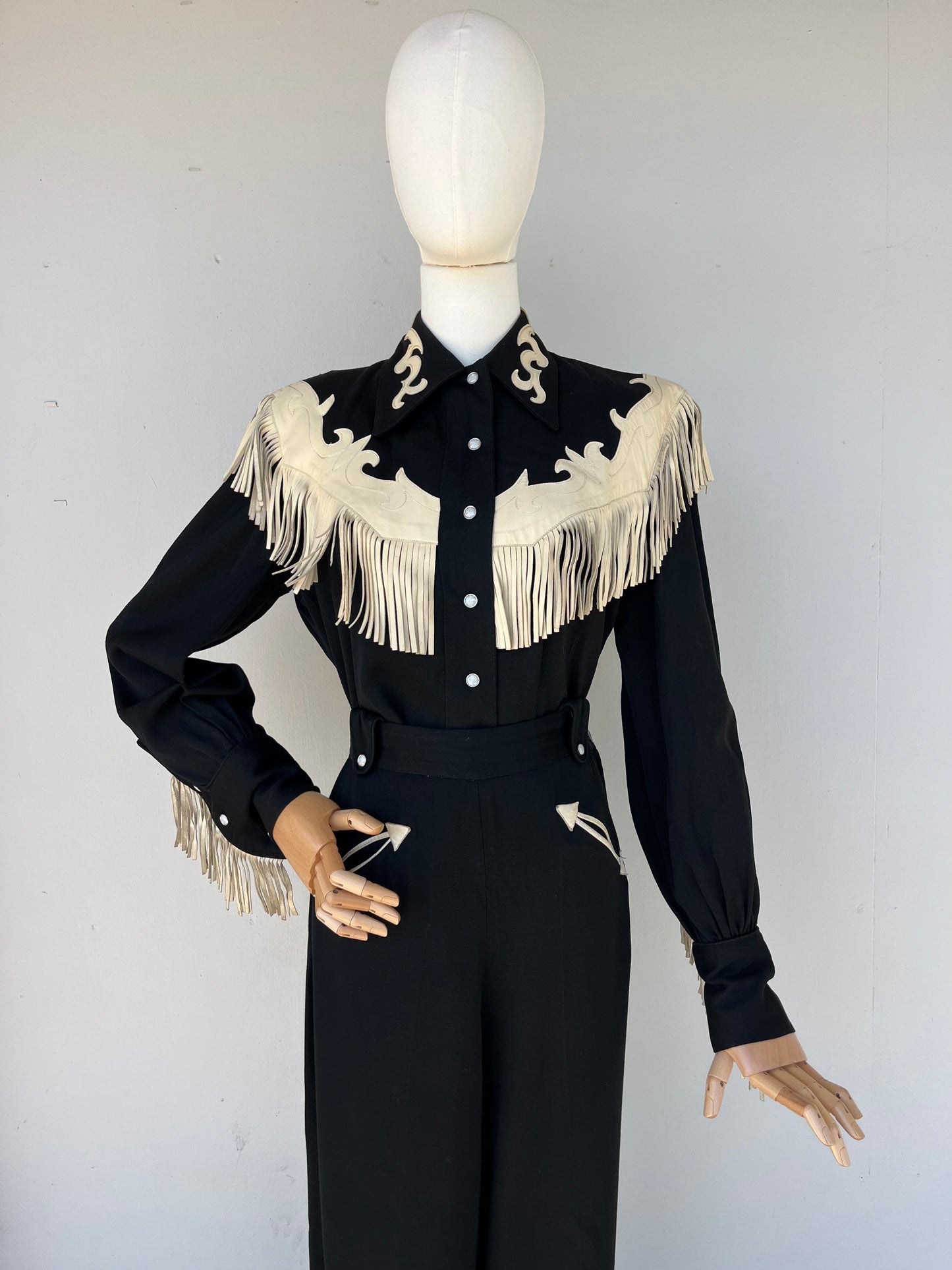 Rare Find 1940s Black & White Gab Western Suit- M