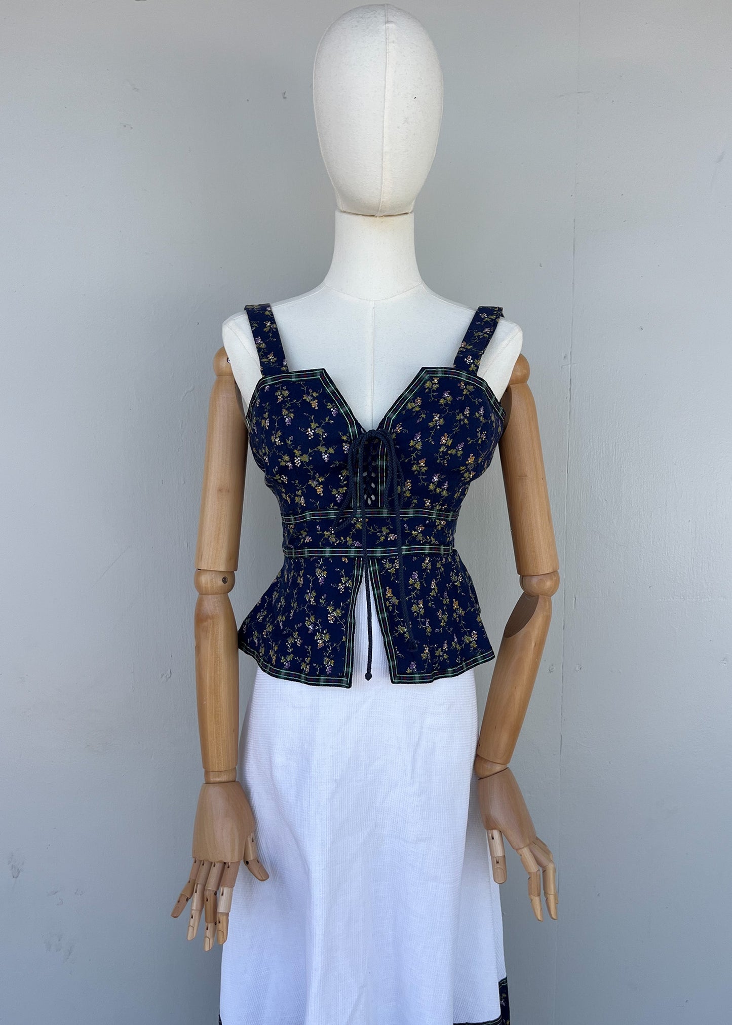 C.  1970s Prairie Sleeveless Sun Dress By Gunne Sax- XS